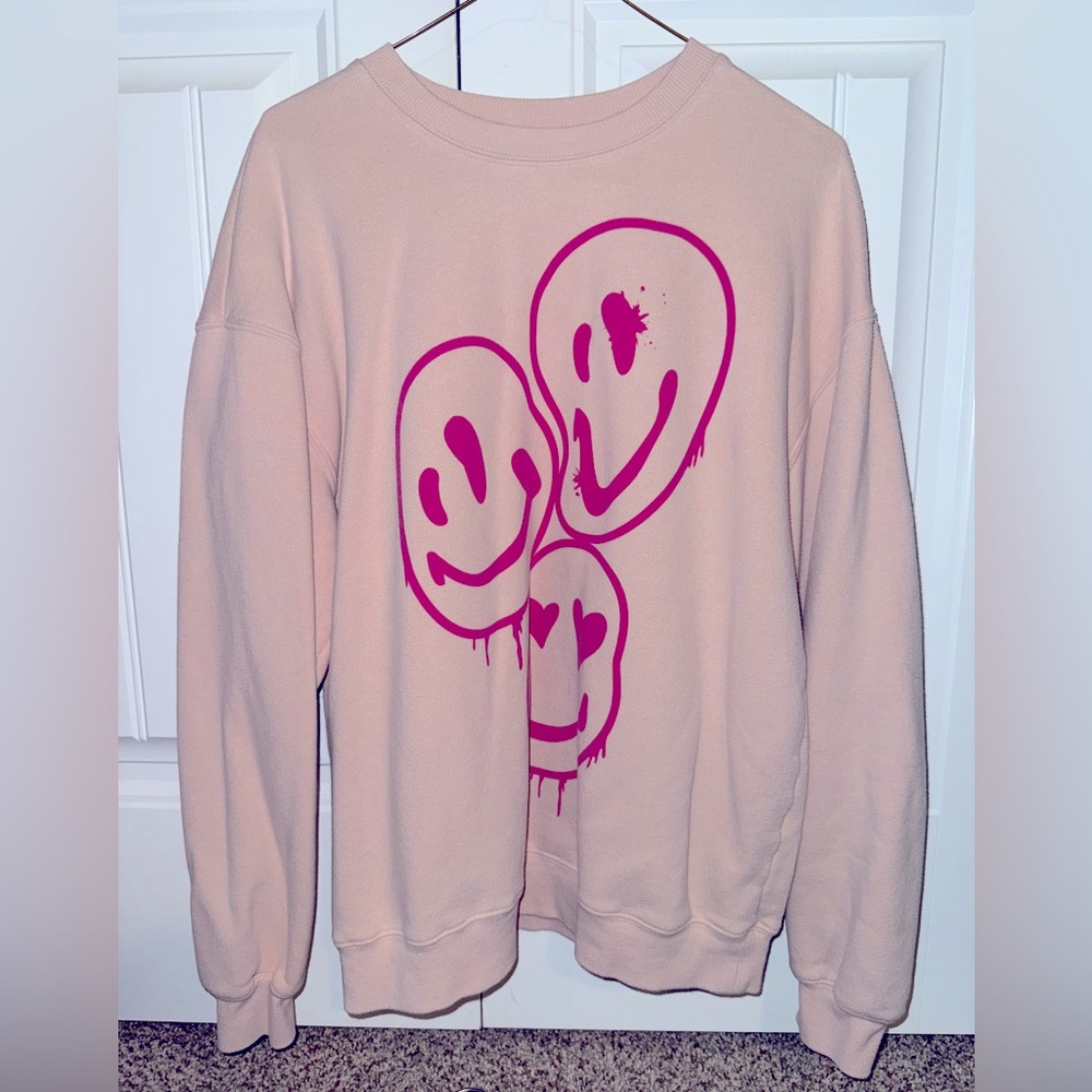 Wild Fable Pink Smiley Face Crewneck Sweatshirt Women’s Medium